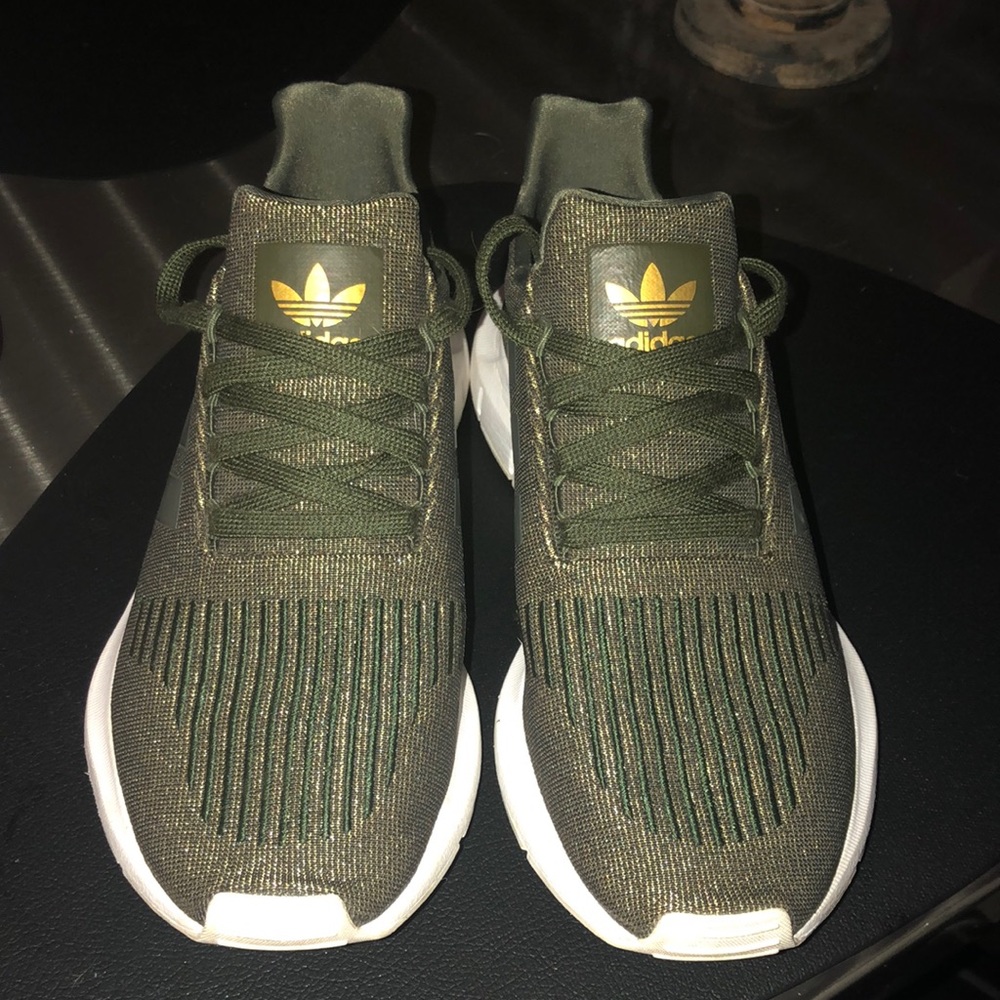 Women adidas swift run green